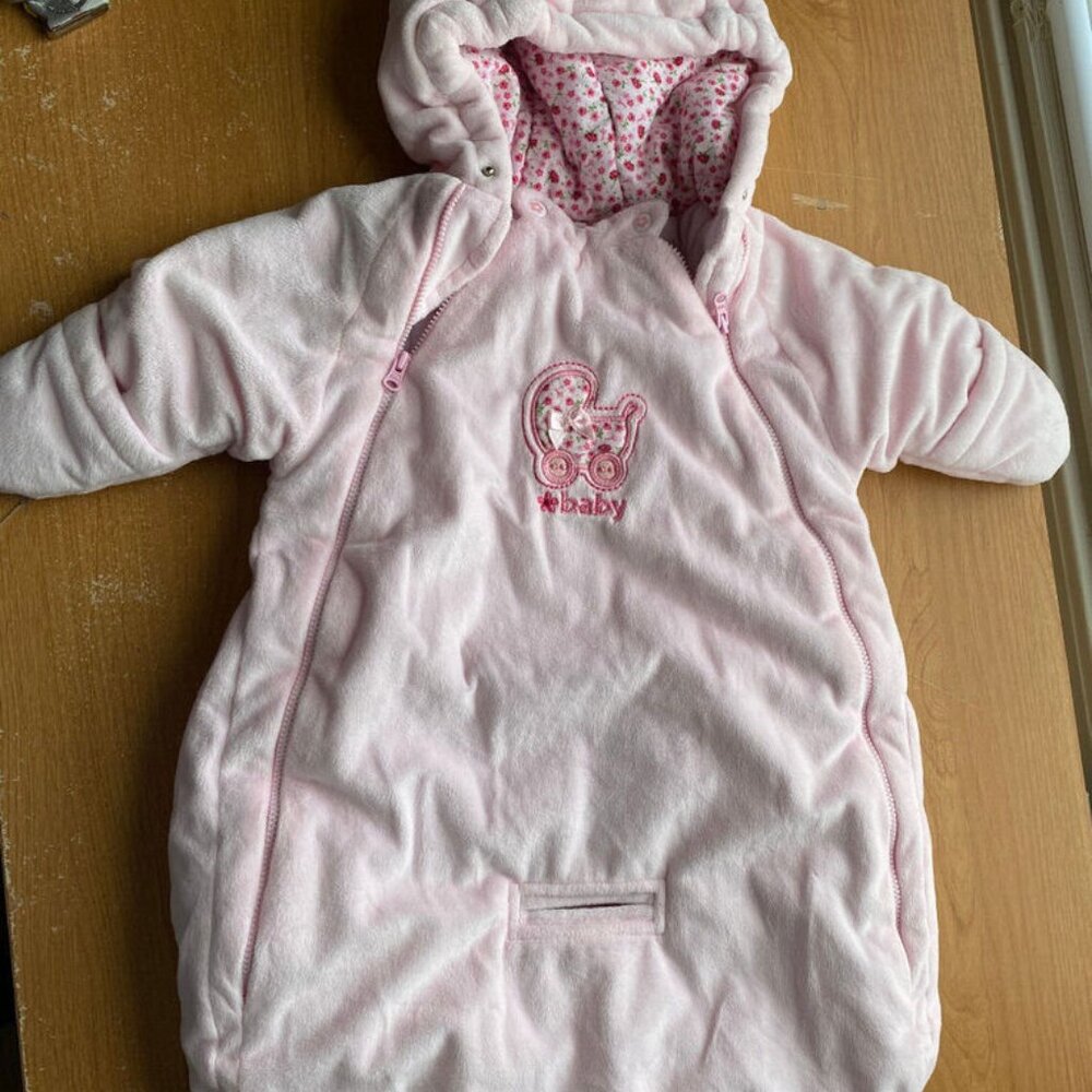 Carter's Infant One Piece 0-6 months Bunting Stroller Baby Girl Pink FloralLined